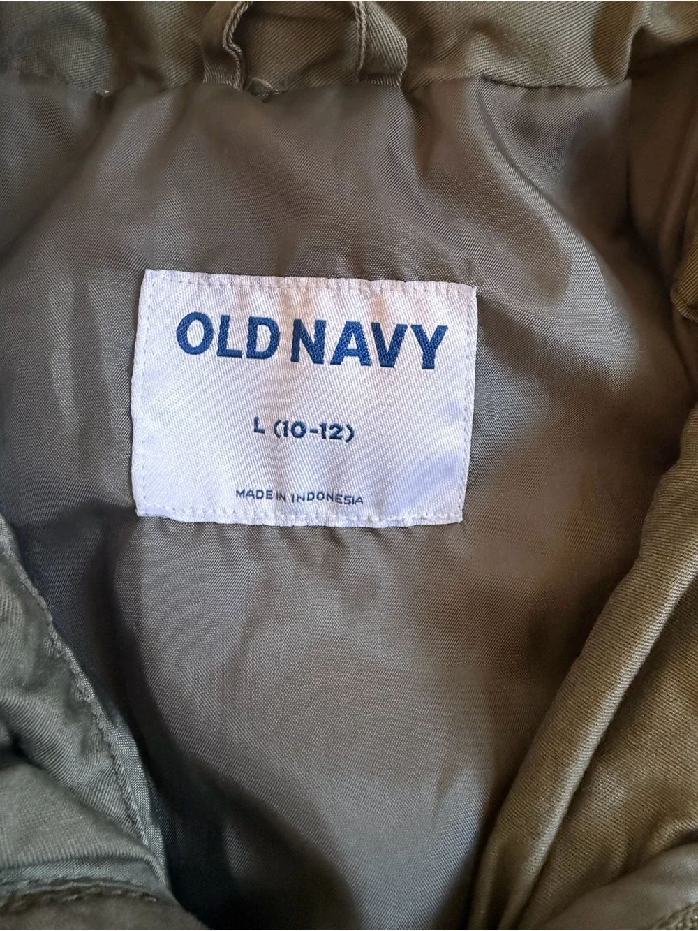 Old Navy lightweight quilted